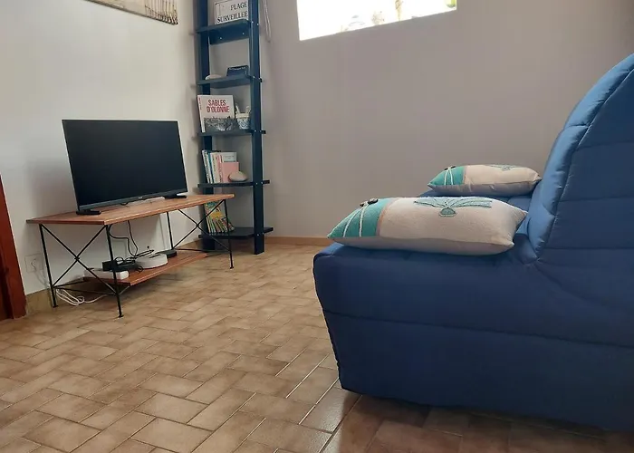 Casa de Férias Maison De Vacances 4 Personnes 2 Chambres Aux Sables D'Olonne *